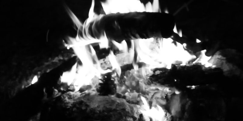 Fire background – free photo