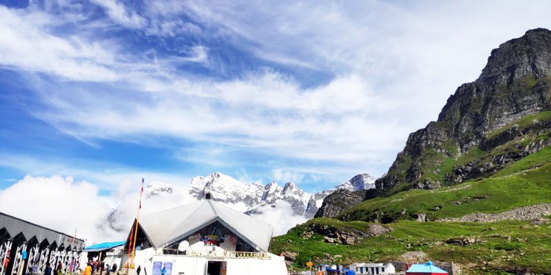 Awesome Mountain Village Uttrakhand, India – free photo