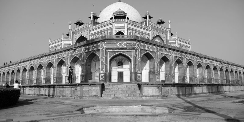 Image of Humayun’s Tomb complex, the tomb of the Mughal Emperor Humayun in Delhi, India Grayscale – Free Image
